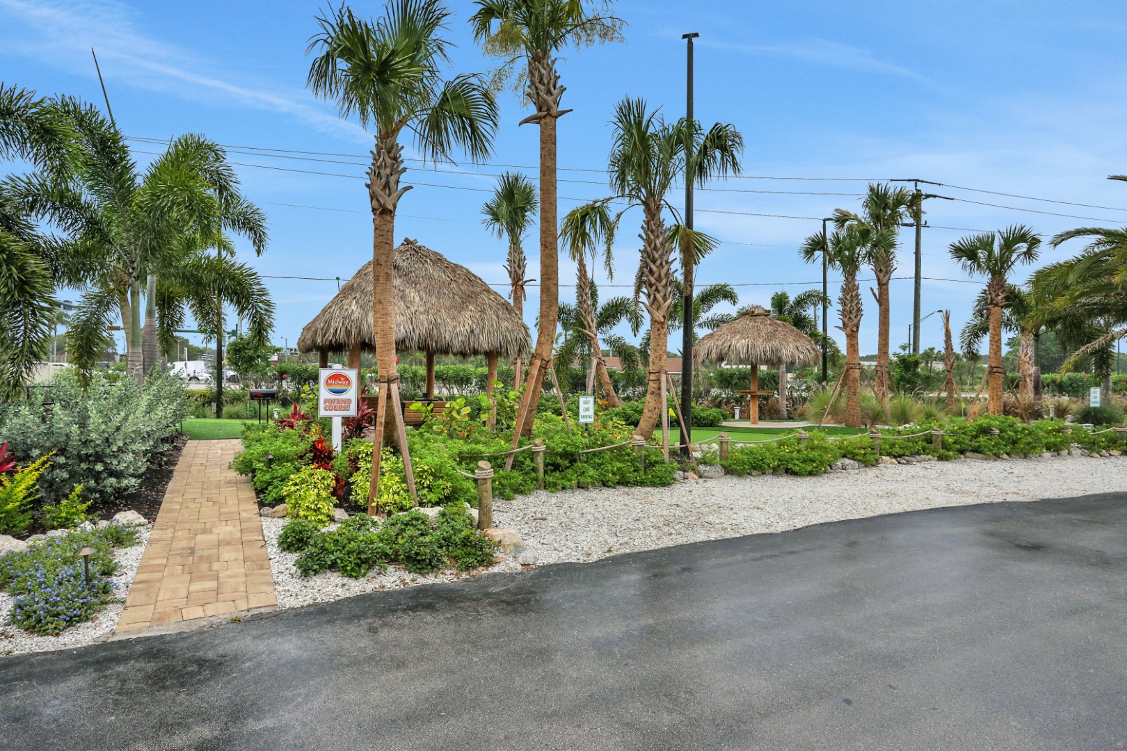 Community Pool and Patio